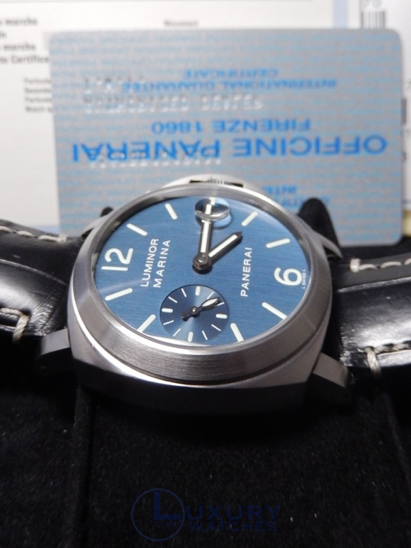 panerai luminor marina 40mm blue dial